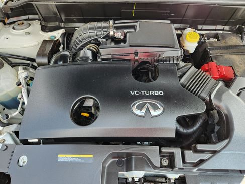 Certified 2023 INFINITI QX55 Essential AWD/4WD image 9