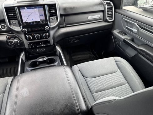 Used 2022 RAM 1500 Big Horn AWD/4WD image 17