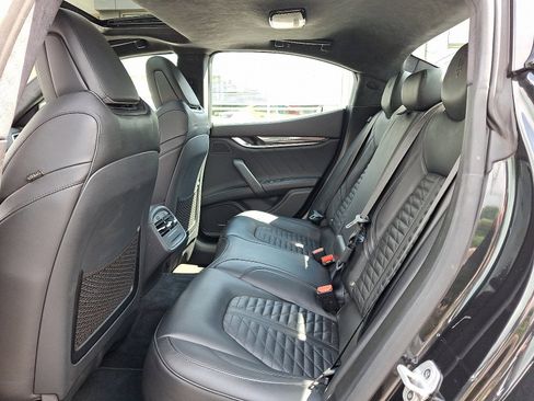 Used 2022 Maserati Ghibli Modena Q4 image 10