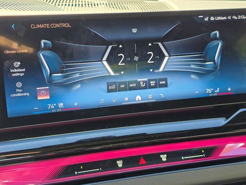 Used 2025 BMW i5 xDrive40 w/ Premium Package image 30