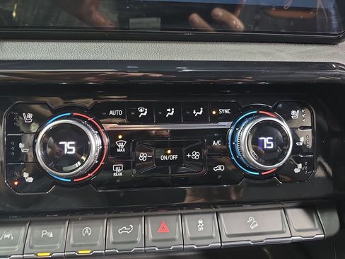 New 2026 GMC Sierra 1500 AT4 w/ AT4 Premium Package image 20