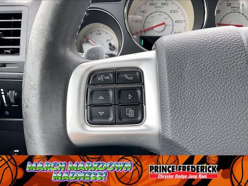 Used 2014 Dodge Challenger SXT Plus image 15