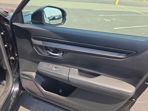 Certified 2023 Honda CR-V LX image 31