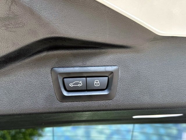 Used 2025 BMW X5 M Competition w/ Executive Package AWD/4WD image 12