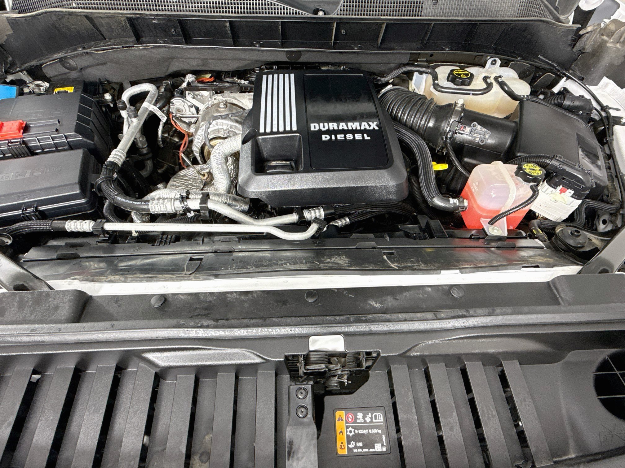 Used 2024 Chevrolet Silverado 1500 RST AWD/4WD image 33