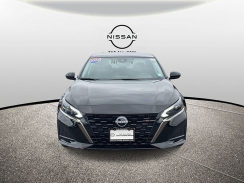 Certified 2025 Nissan Altima 2.5 SR image 2