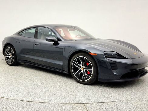 Used 2022 Porsche Taycan GTS w/ Premium Package (P6U) image 3