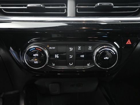 Certified 2026 Chevrolet Trax RS w/ Driver Confidence Package image 31