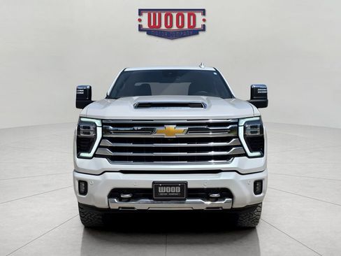 Used 2024 Chevrolet Silverado 2500 High Country AWD/4WD image 6