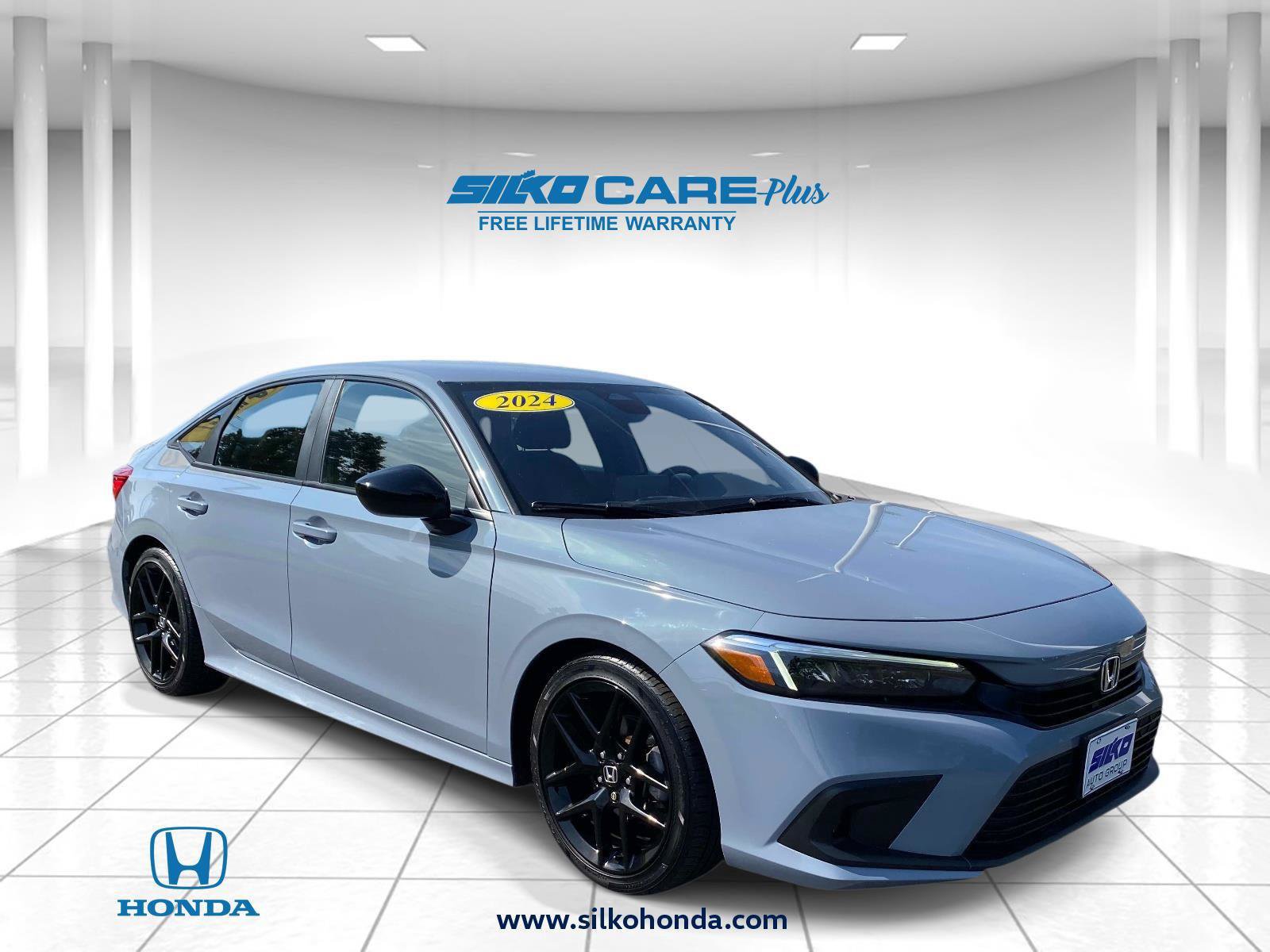 Used 2024 Honda Civic Sport image 1