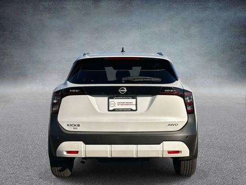 New 2026 Nissan Kicks SV w/ SV Premium Package image 3