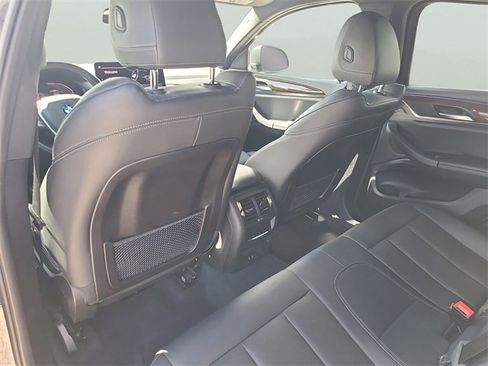 Used 2023 BMW X4 xDrive30i image 16