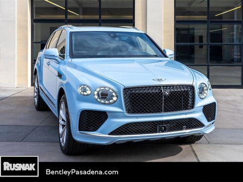 New 2025 Bentley Bentayga image 1