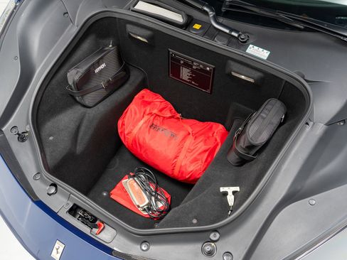 Used 2018 Ferrari 488 GTB RWD image 18