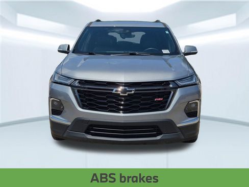 Used 2023 Chevrolet Traverse RS FWD image 11