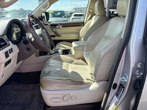 Used 2014 Lexus GX 460 w/ Premium Package AWD/4WD image 26