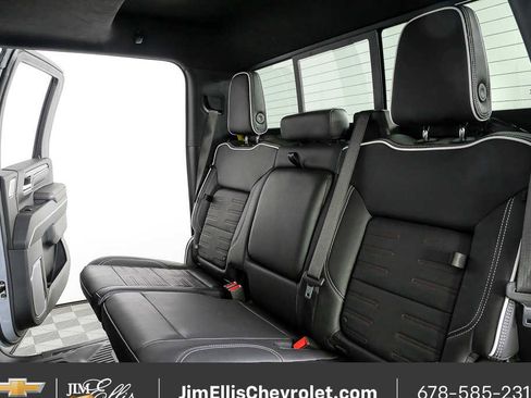 Used 2025 GMC Sierra 2500 AT4X AWD/4WD image 21