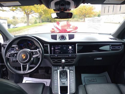 Used 2021 Porsche Macan image 20