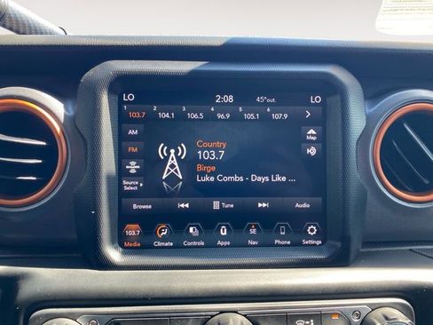 Used 2023 Jeep Gladiator Mojave w/ Trailer Tow Package image 22