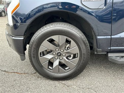 Used 2023 Ford F150 Lightning Lariat w/ Tow Technology Package image 11