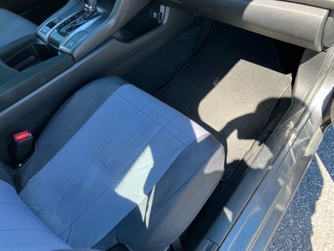 Used 2018 Honda Civic LX image 30
