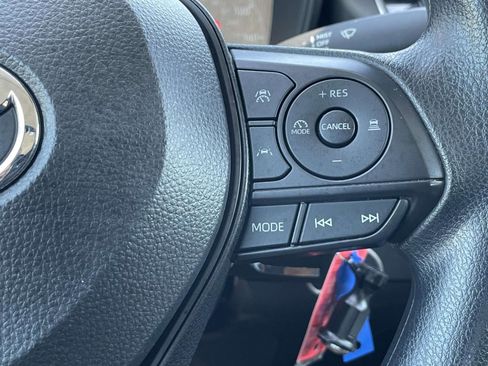 Used 2024 Toyota Corolla LE FWD image 23