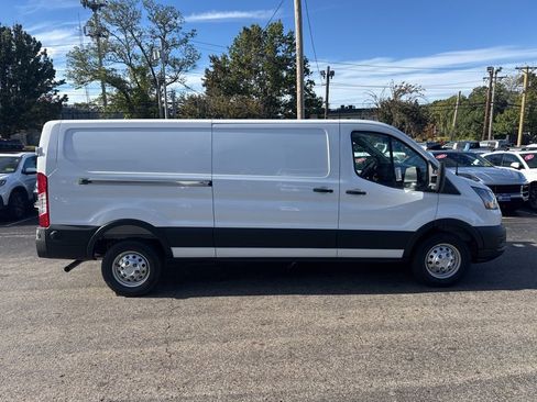 New 2025 Ford Transit 250 Base image 4