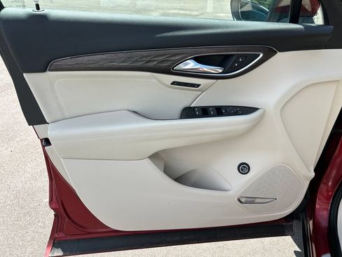 Used 2023 Buick Envision Avenir AWD/4WD image 17