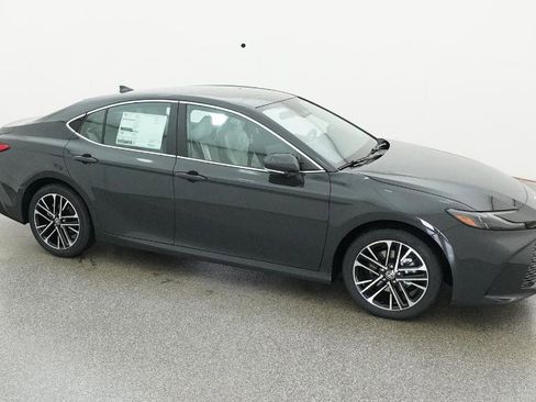 New 2026 Toyota Camry XLE image 12