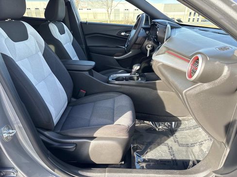 Used 2024 Chevrolet Trax RS w/ Driver Confidence Package image 17