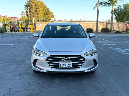 Used 2018 Hyundai Elantra SEL FWD image 9