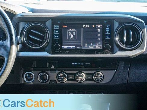 Used 2018 Toyota Tacoma TRD Off-Road image 25