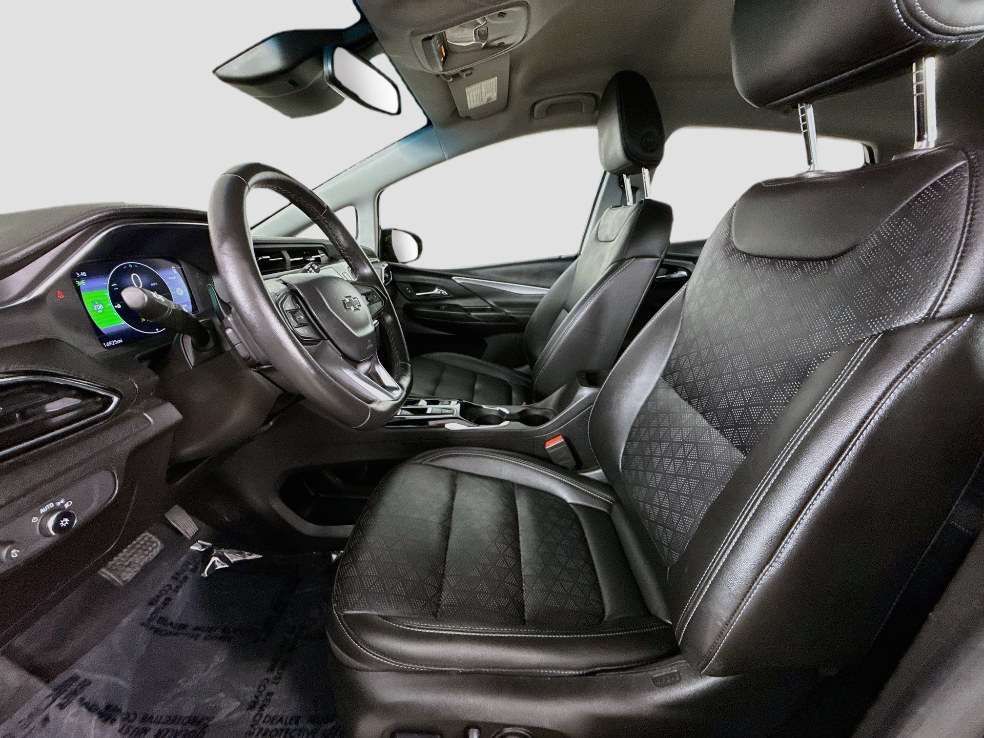 Used 2023 Chevrolet Bolt LT w/ Infotainment Package FWD image 22