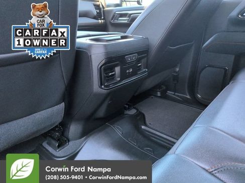 Used 2024 GMC Sierra 2500 AT4 w/ Technology Package AWD/4WD image 28