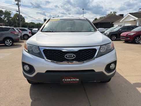 Used 2013 Kia Sorento LX w/ Convenience Pkg FWD image 3