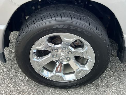 Used 2022 RAM 1500 Big Horn AWD/4WD image 11