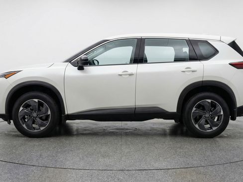Used 2025 Nissan Rogue SV AWD/4WD image 5