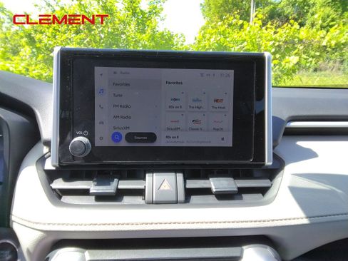 Used 2023 Toyota RAV4 XLE w/ Convenience Package FWD image 17