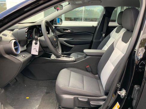 New 2026 Chevrolet Trax LS w/ LS Convenience Package image 10