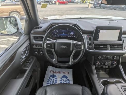 Used 2022 Chevrolet Tahoe Z71 w/ Luxury Package image 14