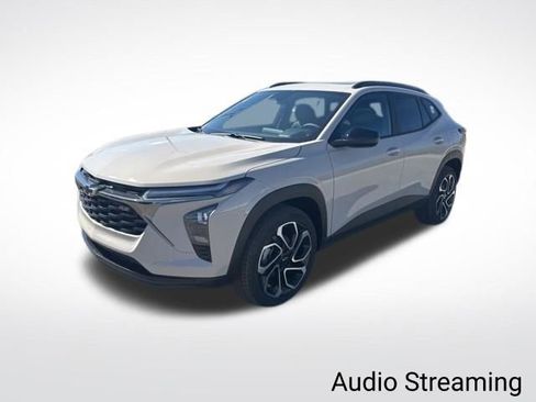 New 2026 Chevrolet Trax RS FWD image 2