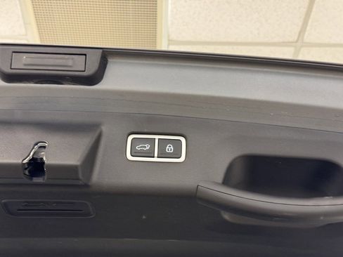 Used 2021 Kia Sorento SX image 24