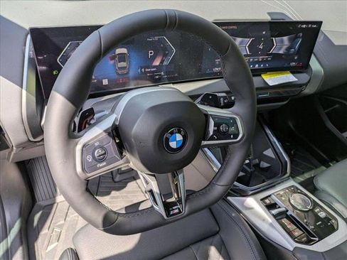 Used 2025 BMW X3 xDrive30i w/ Premium Package image 3