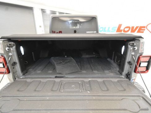 Used 2022 Jeep Gladiator Rubicon w/ LED Lighting Group image 31