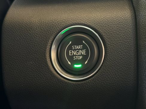New 2026 GMC Acadia Elevation w/ Elevation Premium Package AWD/4WD image 25