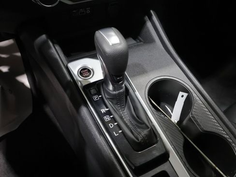 Used 2025 Nissan Altima 2.5 SV image 31