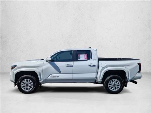 Used 2024 Toyota Tacoma SR5 RWD image 9