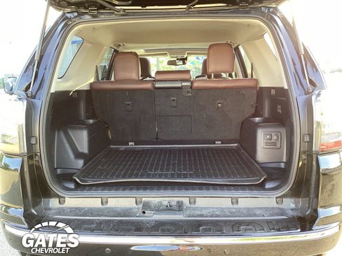 Used 2023 Toyota 4Runner Limited AWD/4WD image 13