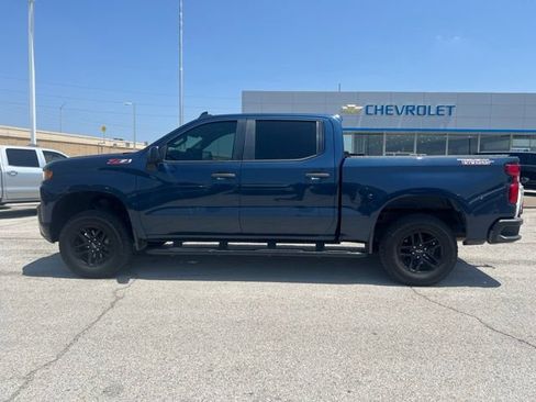 Used 2019 Chevrolet Silverado 1500 Custom Trail Boss w/ Custom Convenience Package AWD/4WD image 6