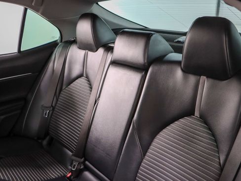 Used 2022 Toyota Camry SE FWD image 24